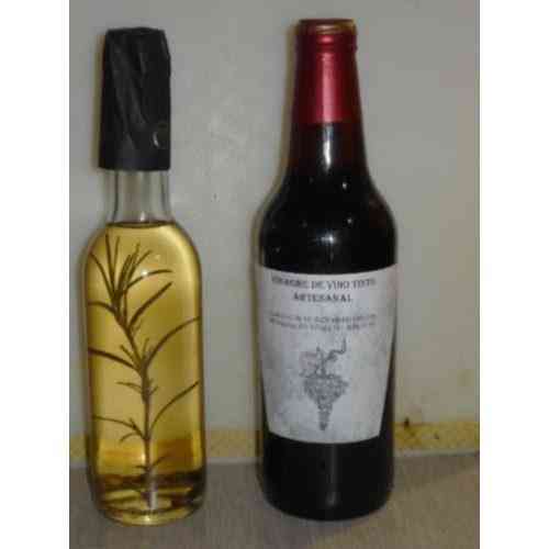 Vinagre De Vino Tinto / Blanco. Artesanal (partida Vinagre De Vino Tinto / Blanco. Artesanal (partida