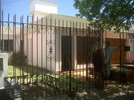 Alquilo casa 3 dorm. en Residencial Santa Ana!!!